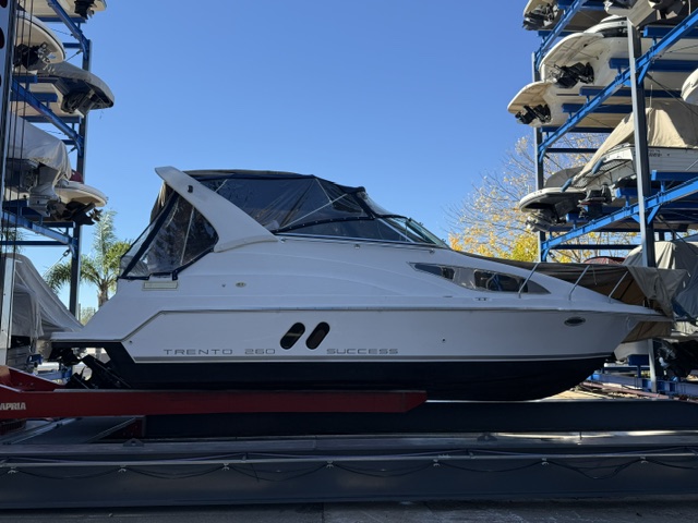 Trento 26 2019 Mercruiser 250 hp Alpha One